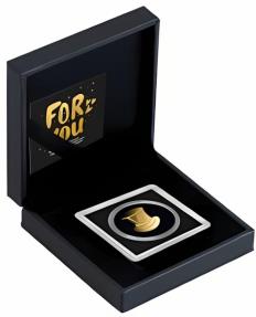 Chad - LUCKY HAT Shaped Commemorative Gold Coin in Original Mint Pack image 3