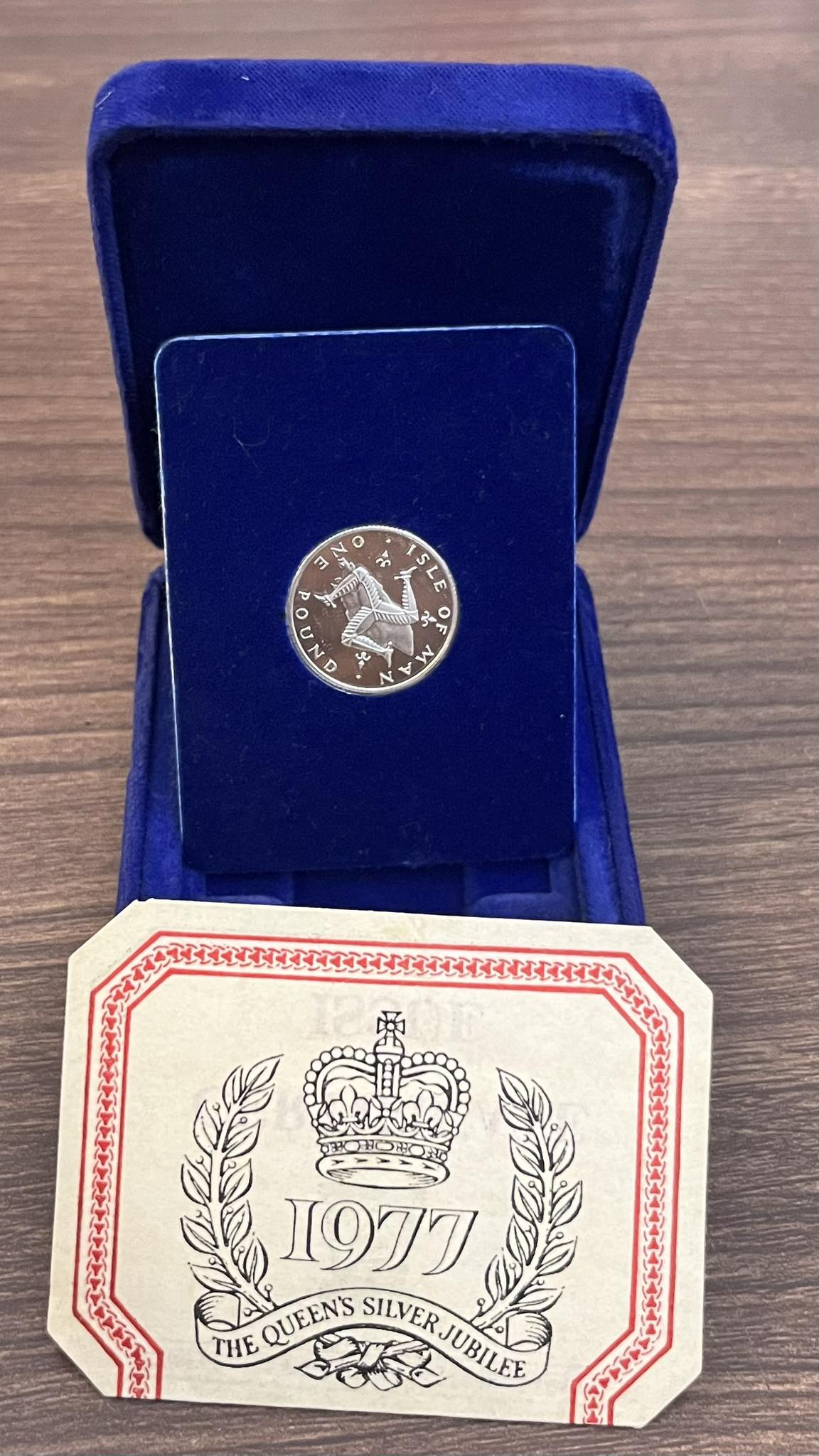 1977 Isle of Man - 1 Pound - Queen’s Silver Jubilee - Toned