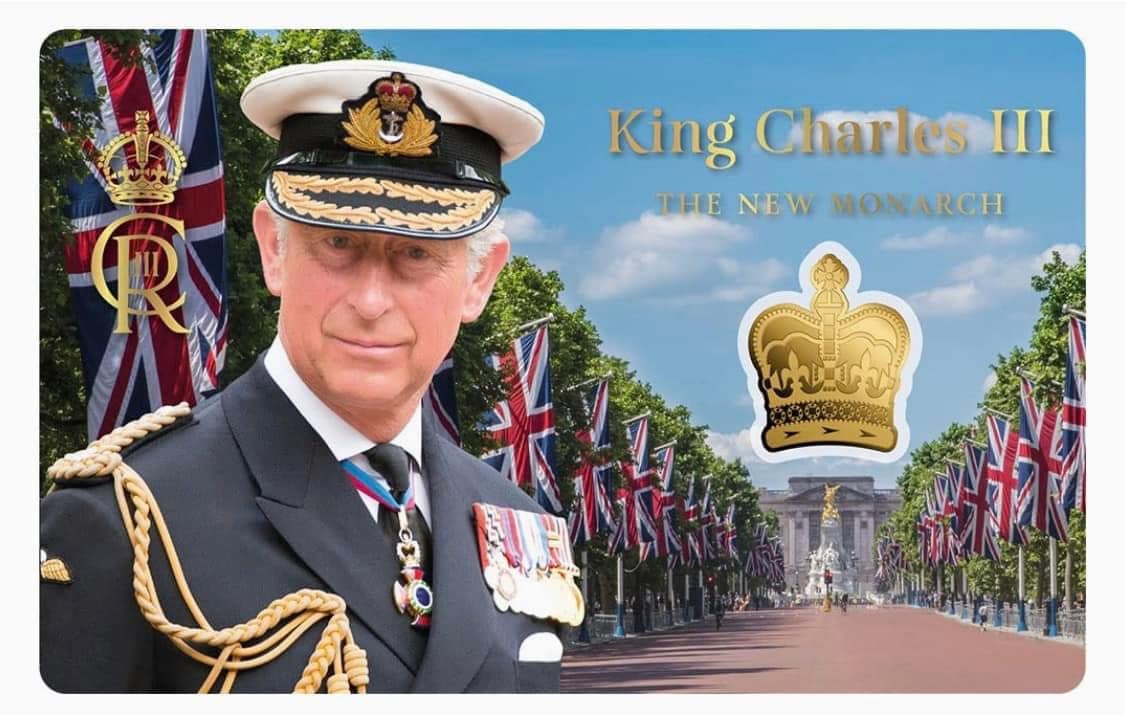 Chad - 2023 King Charles III The New Monarch Crown Shaped Commemorative Gold Coin in Card image 2
