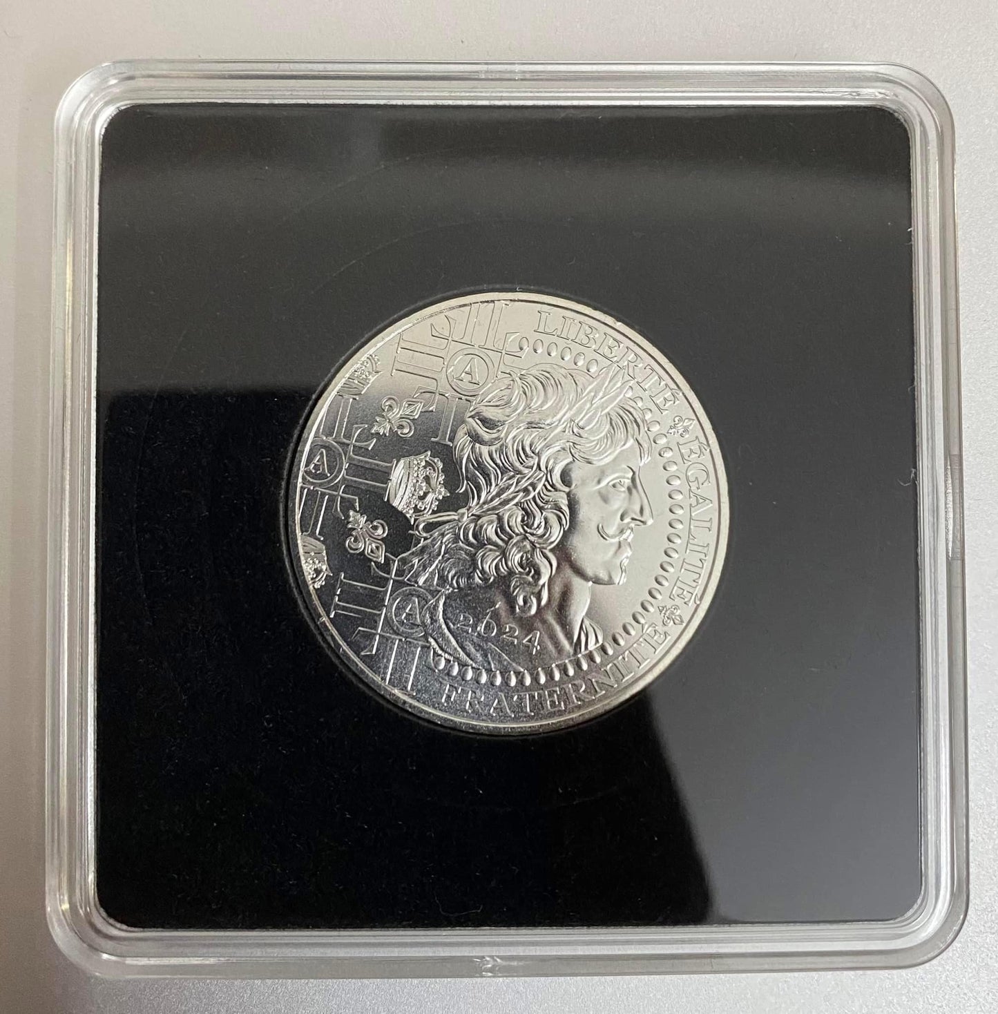 NUMISMATE - 10 Pieces 60mm Premium Acrylic Coin Capsules with Black Eva Foam Gasket and 4 Sizes (23/34/44/55 mm) Coins Holder for Collectors image 4