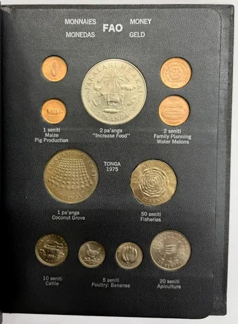 1974–1975 - FAO Coin Album – 38 Coins + 4 Stamps